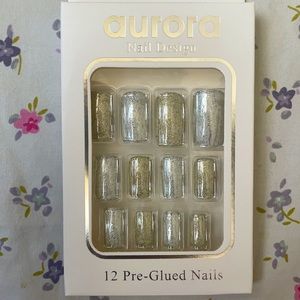 ⚡️⚡️Pre- glued Nails